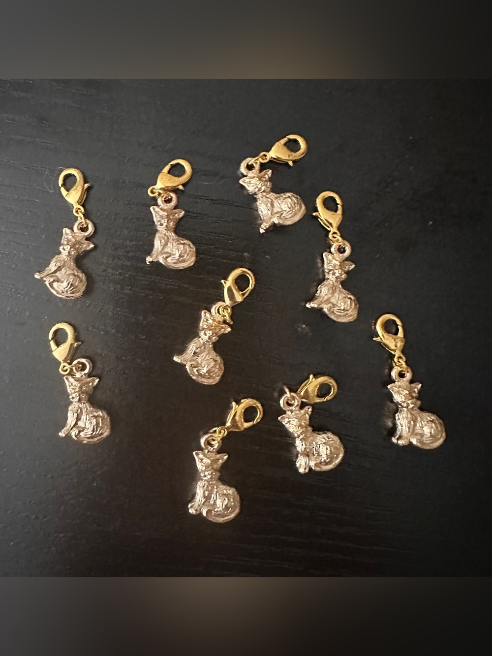 9 Gold Tone Sitting Cat Charms